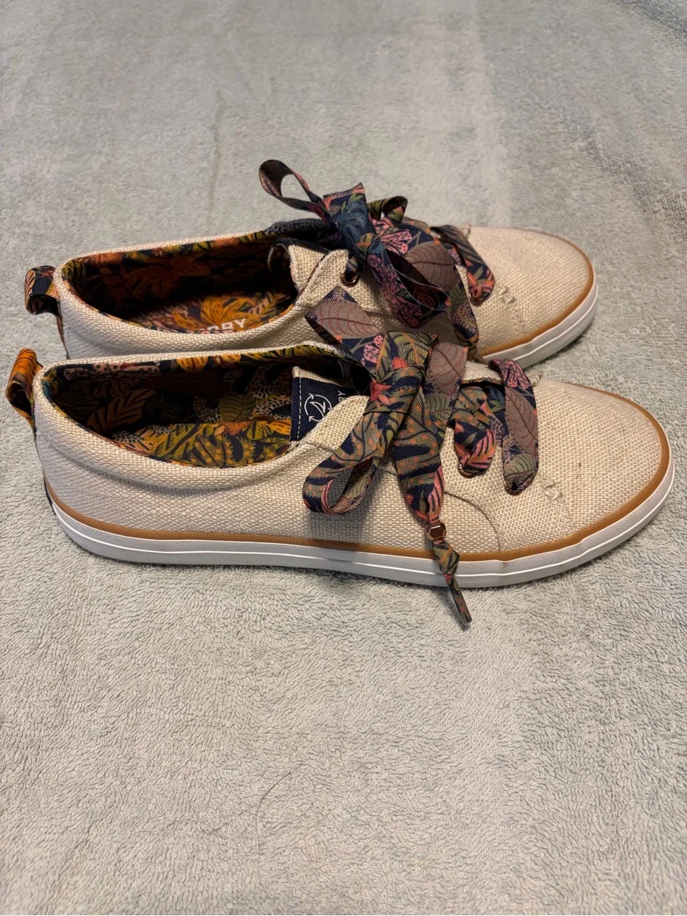 Sperry Beige Canvas Sneakers with Patterned Floral Ribbon Laces